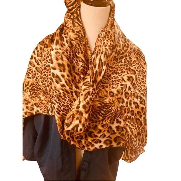 None Accessories - Leopard Pattern Nylon Scarf